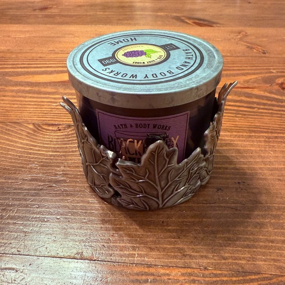Rare Bath & Body Works Blackberry Bramble Tea 3-Wick Candle w/ Holder *READ* - Picture 2 of 7